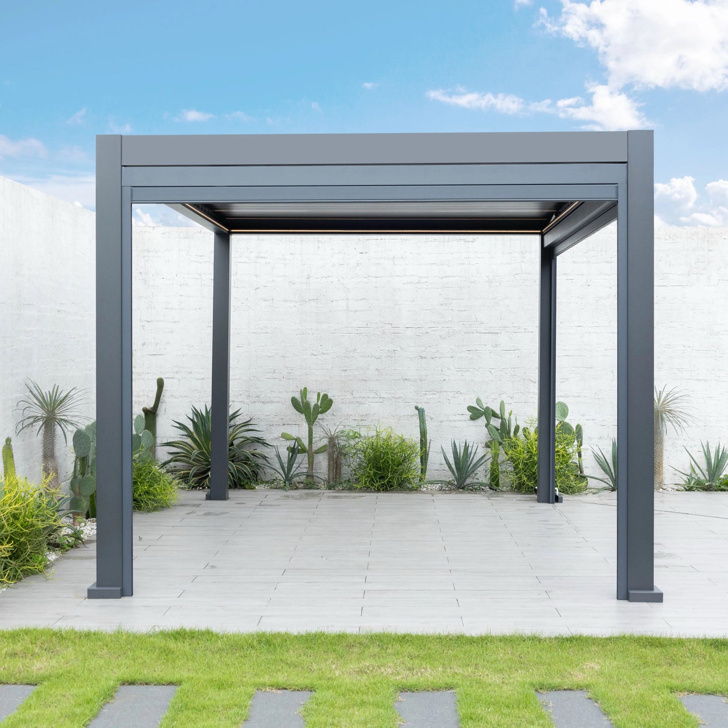 The Hampton Row Pergola