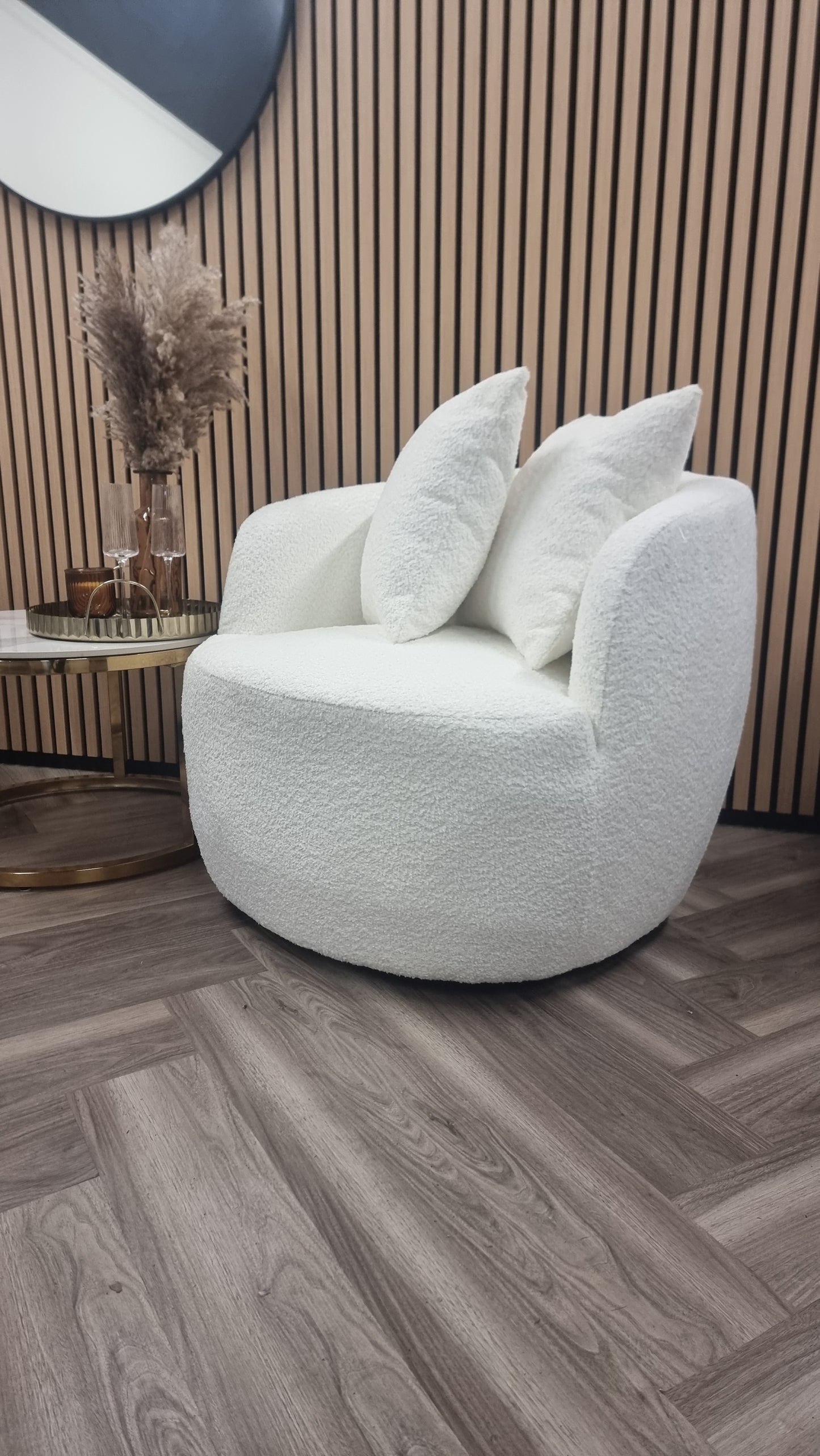 Teddy Boucle Snuggle Chair