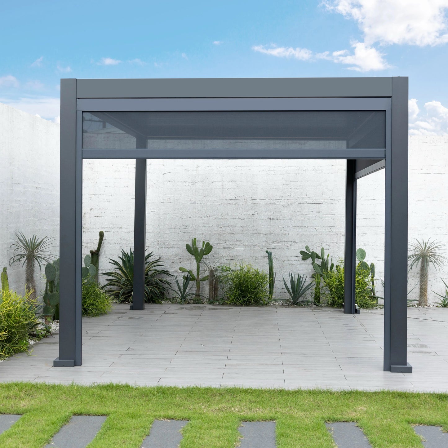 The Hampton Row Pergola