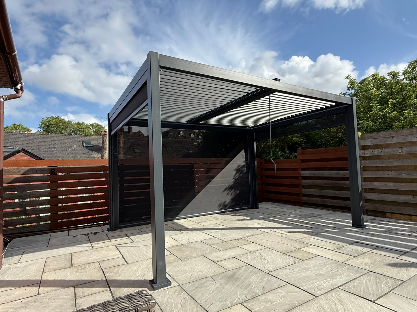 Rhea 4 x 3m Pergola - LED Included