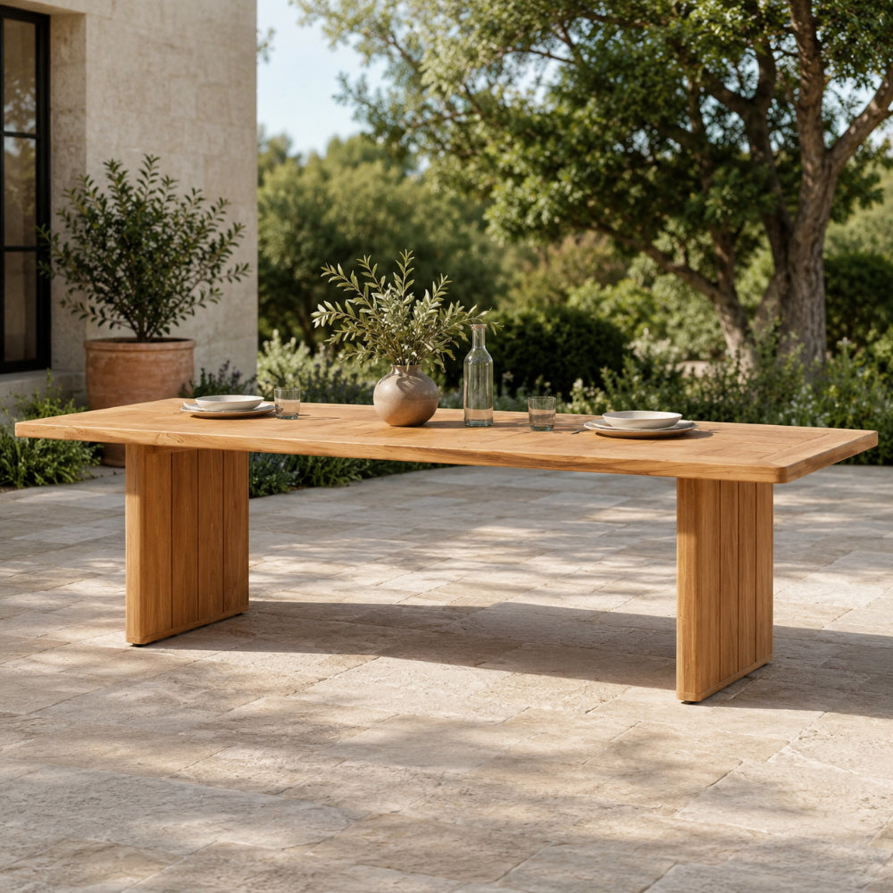 Nadir Dining Table