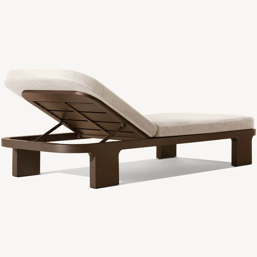Orion Lounger