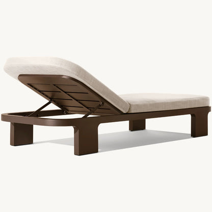 Orion Lounger