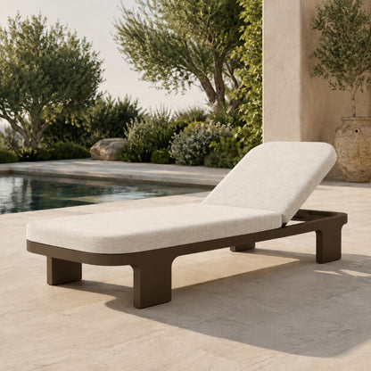 Orion Lounger