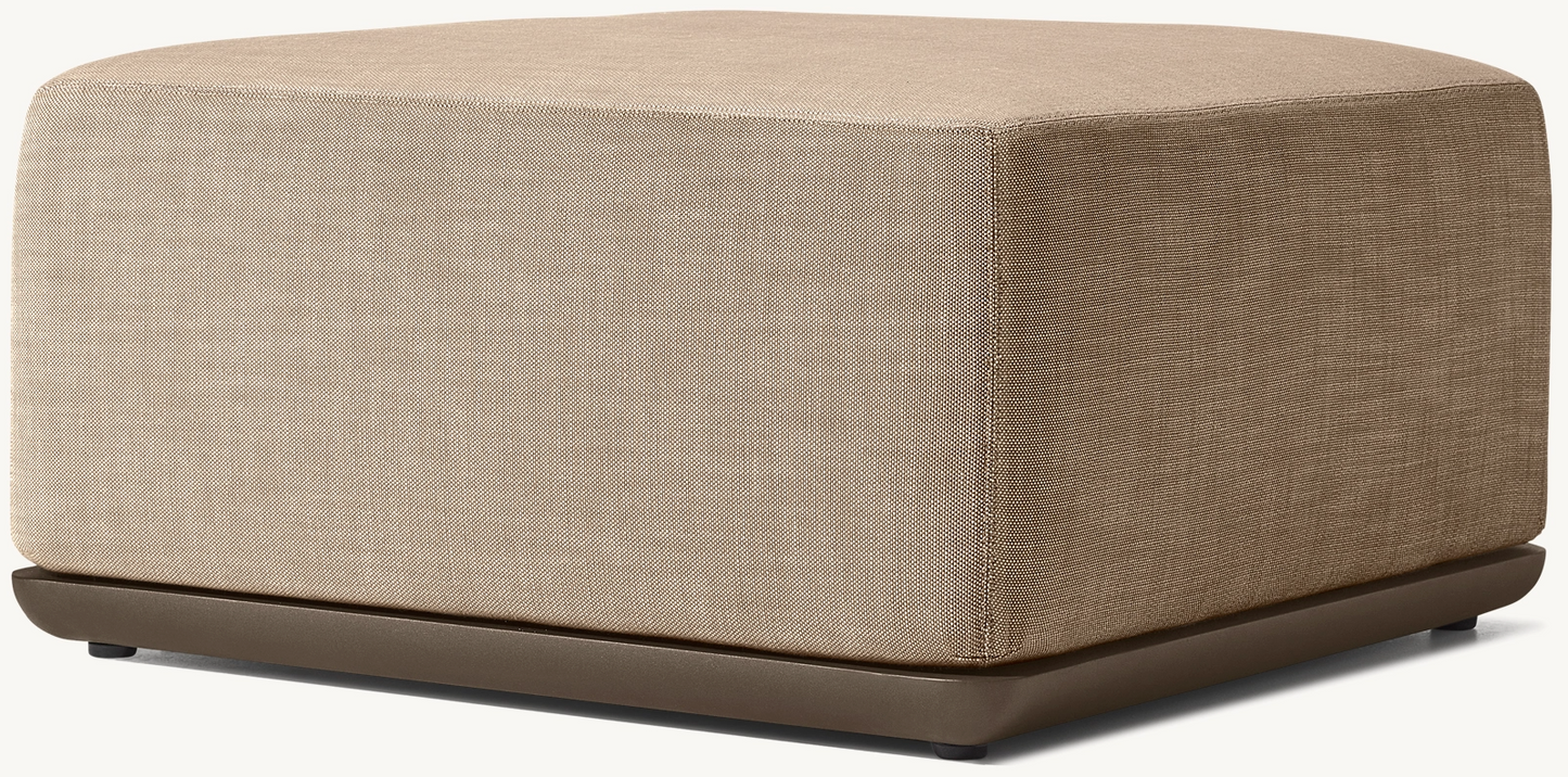 Lyrisse Ottoman